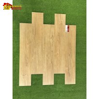 GẠCH LÁT NỀN GIẢ GỖ 15X80 VÂN GỖ VÀNG NÂU MẬT ONG 20513 CAO CẤP GIÁ RẺ