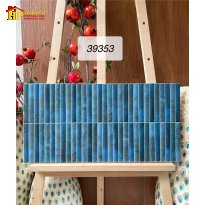GẠCH TRANG TRÍ 30X60 SẮC XANH ĐẠI DƯƠNG HỌA TIẾT SỌC ĐŨA 3D NHẬP KHẨU CAO CẤP