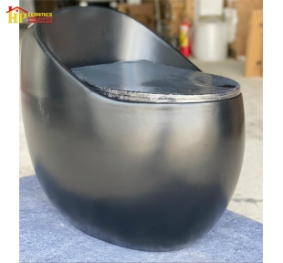 BÀN CẦU TRỨNG ĐEN