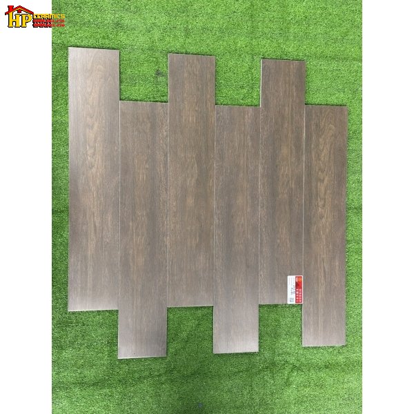 GẠCH LÁT NỀN GIẢ GỖ 15X80 VÂN GỖ NÂU ĐEN ĐẬM 25018 CAO CẤP GIÁ RẺ