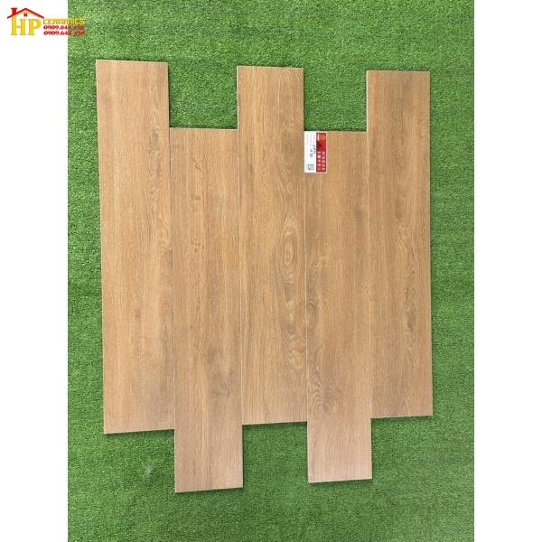 GẠCH LÁT NỀN GIẢ GỖ 20X100 VÂN GỖ SỒI VÀNG MẬT ONG 20714 CAO CẤP
