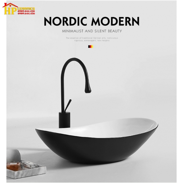 LAVABO SỨ TRẮNG HÌNH THỔI VÀNG LB24