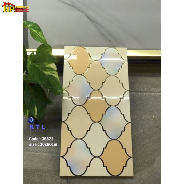 GẠCH TRANG TRÍ 30X60 SẮC VÀNG HỌA TIẾT LỒNG ĐÈN KẾT HỢP NHỦ VÀNG NHẬP KHẨU CAO CẤP
