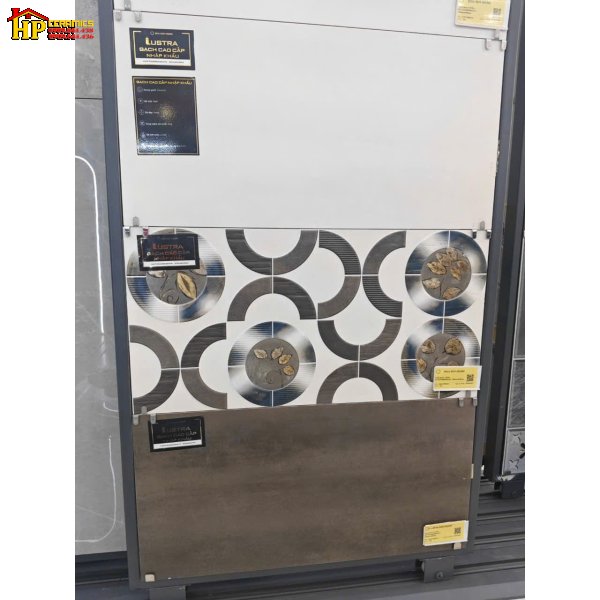 GẠCH ỐP TƯỜNG 30X60 VÂN ĐÁ NÂU ĐẬM LỢT ĐIỂM HÌNH CHỮ C HIỆU ỨNG 3D NHẬP KHẨU CAO CẤP