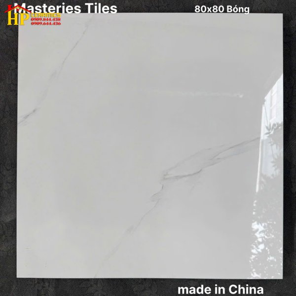 GẠCH LÁT NỀN 80X80 SẮC MÀU TRẮNG VÂN ĐÁ CARRARA NHẸ NHÀNG NHẬP KHẨU CAO CẤP