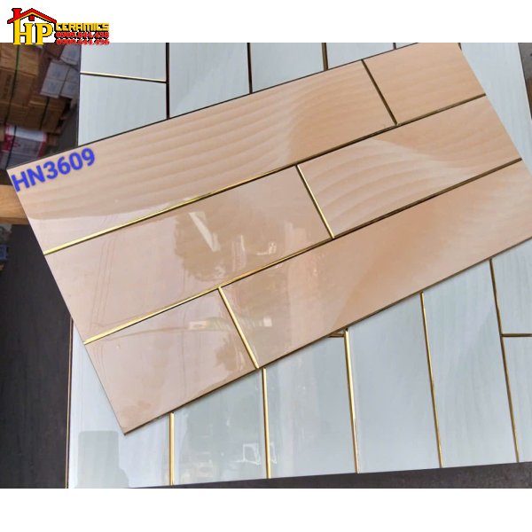 GẠCH TRANG TRÍ 30X60 SẮC MÀU CAM NUDE NHẠT HỌA TIẾT GIẢ THANH THẺ SOLE CHỈ VÀNG NHẬP KHẨU CAO CẤP