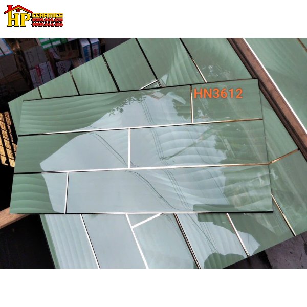 GẠCH TRANG TRÍ 30X60 SẮC MÀU XANH NGỌC BÍCH HỌA TIẾT GIẢ THANH THẺ SOLE CHỈ VÀNG NHẬP KHẨU CAO CẤP