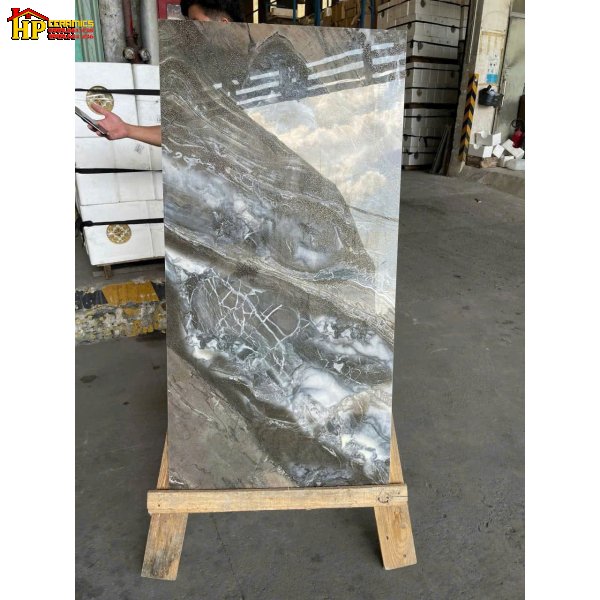 GẠCH LÁT NỀN 60X120 MÀU XÁM THAN KHÓI ĐAN XEN XANH ĐEN HUYỀN BÍ VÂN ĐÁ MẢNG LOANG LỚN NÂU ĐẤT NHẬP KHẨU CAO CẤP