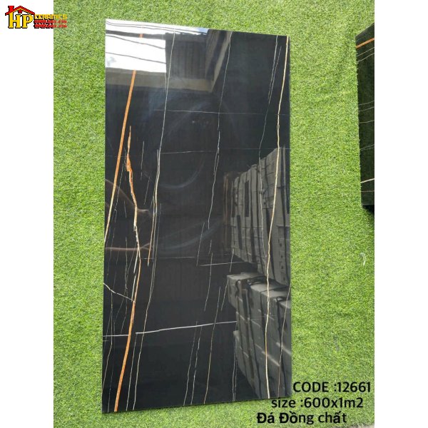 GẠCH LÁT NỀN 60X120 SẮC MÀU ĐEN TUYỀN BÓNG BẨY VÂN ĐÁ TIA CHỚP CHẠY DỌC NHẬP KHẨU CAO CẤP