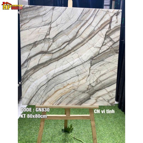GẠCH LÁT NỀN 80X80 SẮC MÀU TRẮNG KEM ĐAN XEN CÁC DẢI VÂN MÀU NÂU SOCOLA VÂN ĐÁ DÒNG CHẢY NHẬP KHẨU 